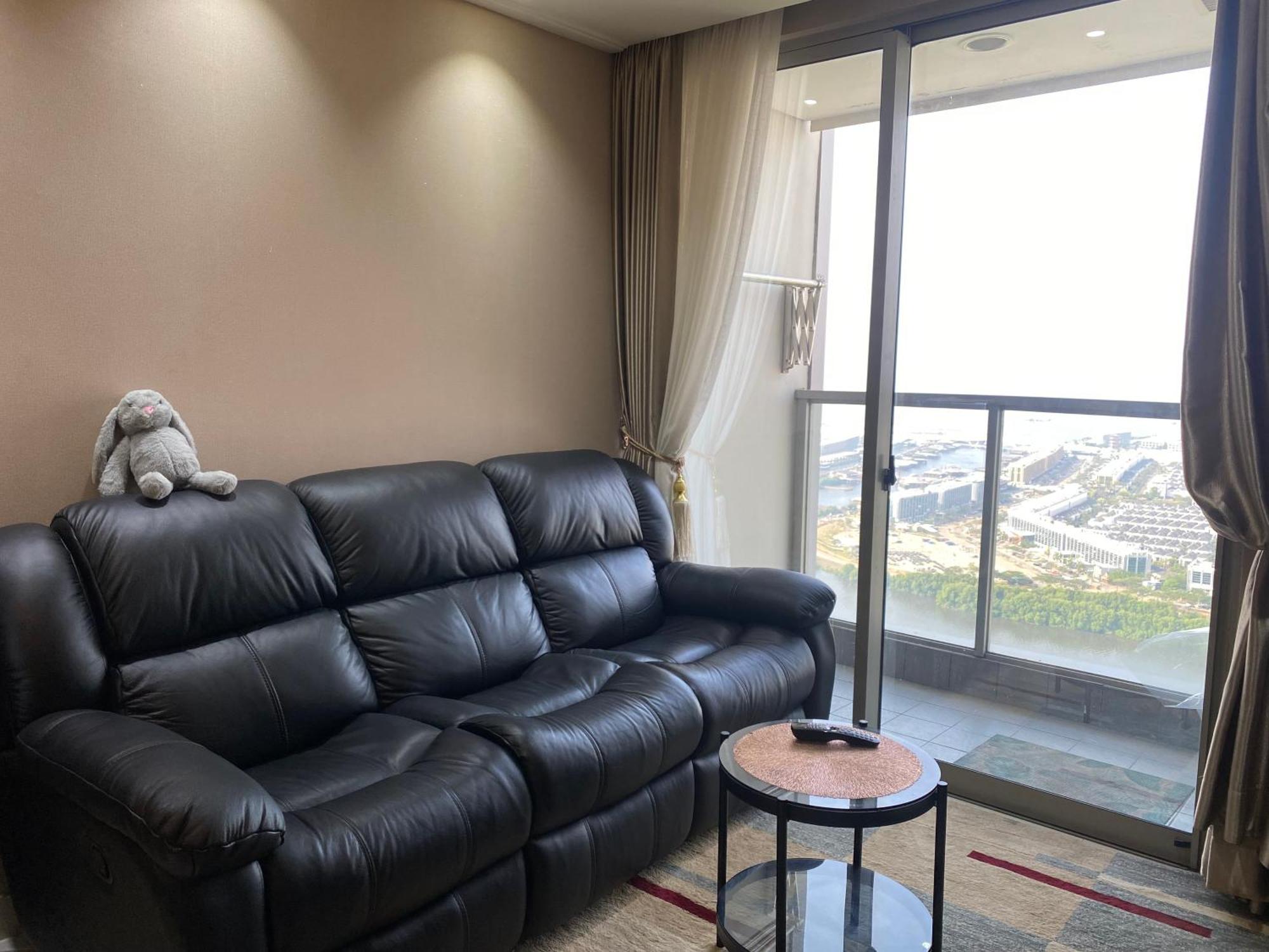 Comfort And Luxury Private Room At Goldcoast Pik 자카르타 외부 사진